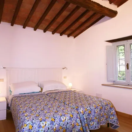 Ferienhaus In Mit Beheiztem Whirlpool Semesterbostad